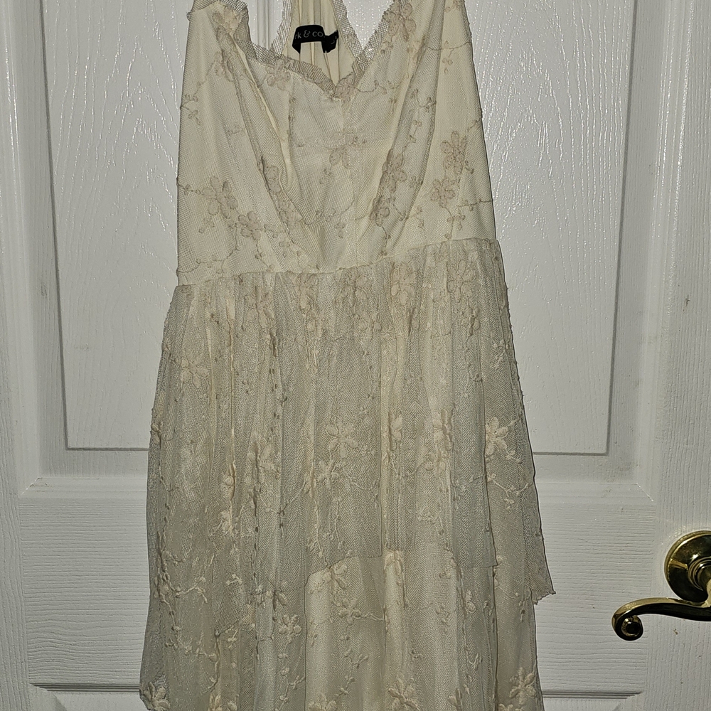 Ark & Co Cream Floral Lace Dress